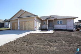 2812 S Faith Ave, Sioux Falls, SD 57110