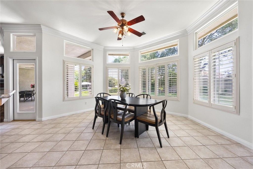 Image 12 of property listing at 14005 Austin Creek Avenue, Bakersfield, CA 93314