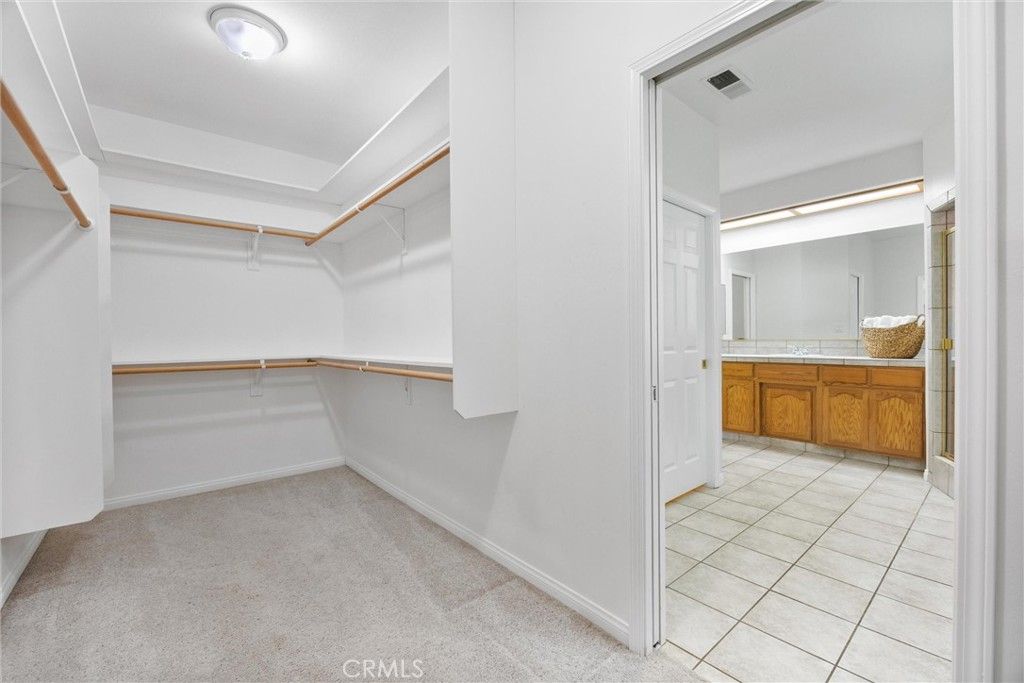 Image 28 of property listing at 14005 Austin Creek Avenue, Bakersfield, CA 93314
