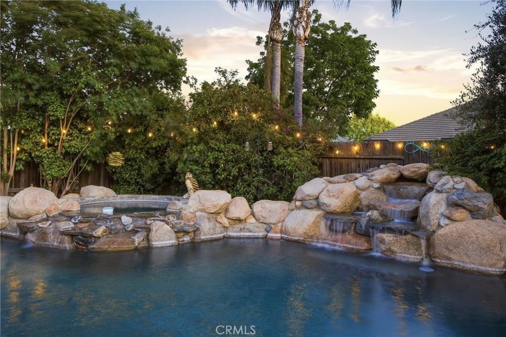 Image 45 of property listing at 14005 Austin Creek Avenue, Bakersfield, CA 93314