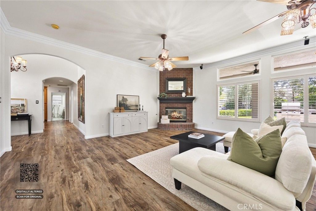 Image 6 of property listing at 14005 Austin Creek Avenue, Bakersfield, CA 93314