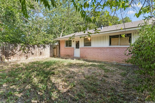 525 SOUTHTRAIL DR, San Antonio, TX 78216