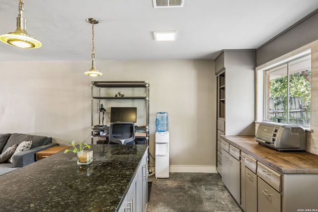 525 SOUTHTRAIL DR, San Antonio, TX 78216