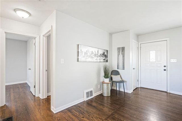 9808 E 59th Terrace, Raytown, MO 64133