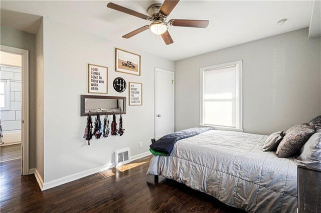 9808 E 59th Terrace, Raytown, MO 64133