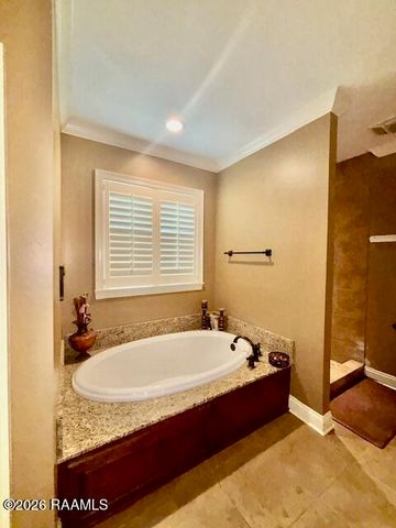 1063 Pecan Ridge Drive, St. Martinville, LA 70582