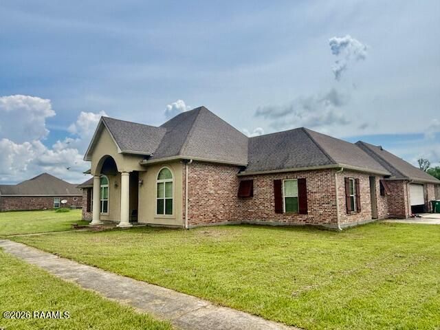 1063 Pecan Ridge Drive, St. Martinville, LA 70582
