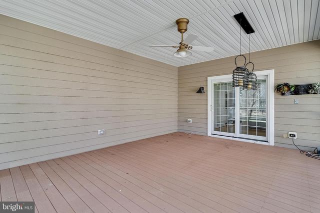 14850 KING CHARLES, Issue, MD 20645