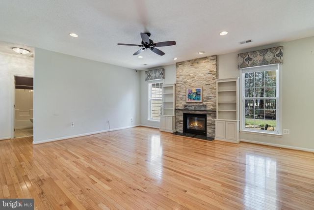 14850 KING CHARLES, Issue, MD 20645