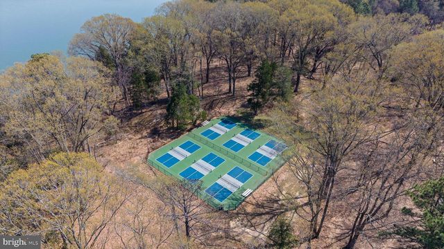 14850 KING CHARLES, Issue, MD 20645