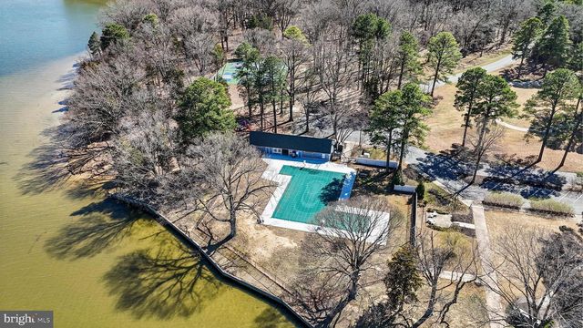 14850 KING CHARLES, Issue, MD 20645