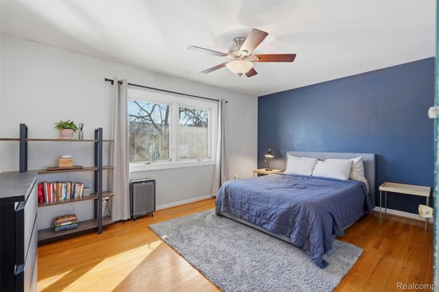 2604 Rochester Road 3, Royal Oak, MI 48073