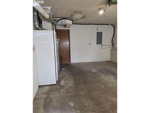2904 Ne 151ST Ave, Portland, OR 97230