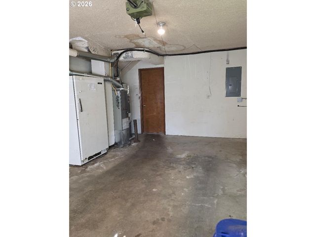 2904 Ne 151ST Ave, Portland, OR 97230