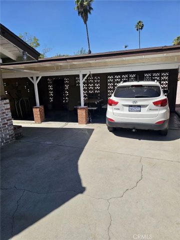1171 W 7th, San Bernardino, CA 92411