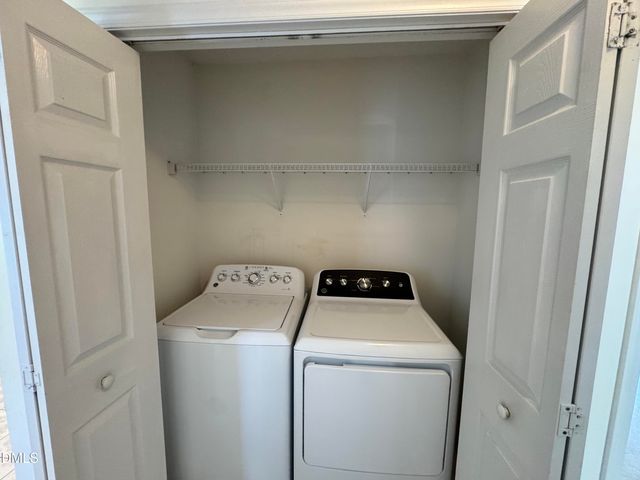 1004 Starkland Way, Holly Springs, NC 27540