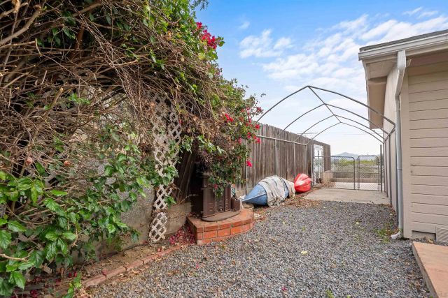 12452 Janet Kay Way, El Cajon, CA 92021