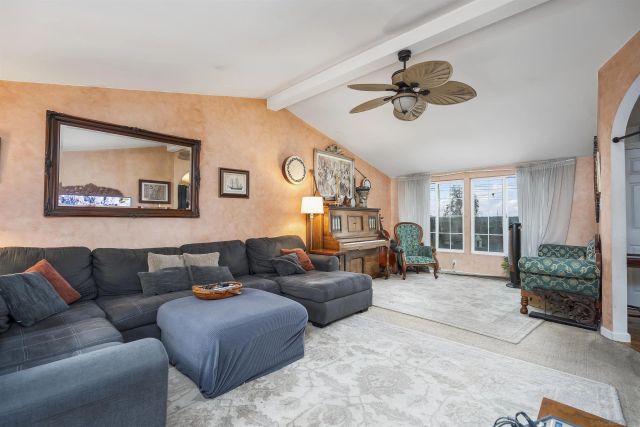 12452 Janet Kay Way, El Cajon, CA 92021