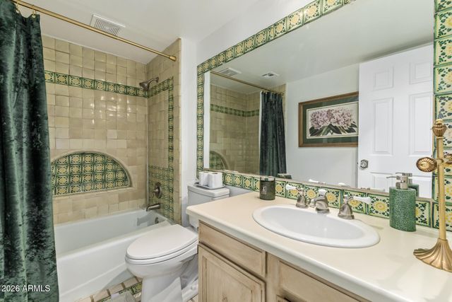 5825 N 12TH Street 3, Phoenix, AZ 85014