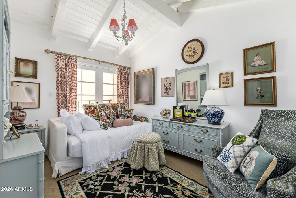Image 25 of property listing at 5825 N 12TH Street 3, Phoenix, AZ 85014