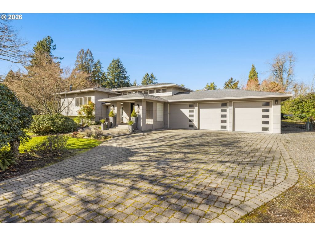13768 KNAUS Rd, Lake Oswego, OR 97034