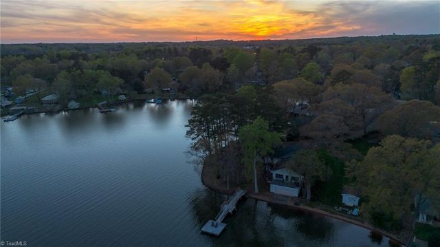 218 Friar Tuck Terrace, Lexington, NC 27292