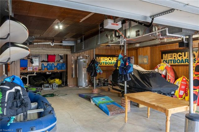 218 Friar Tuck Terrace, Lexington, NC 27292