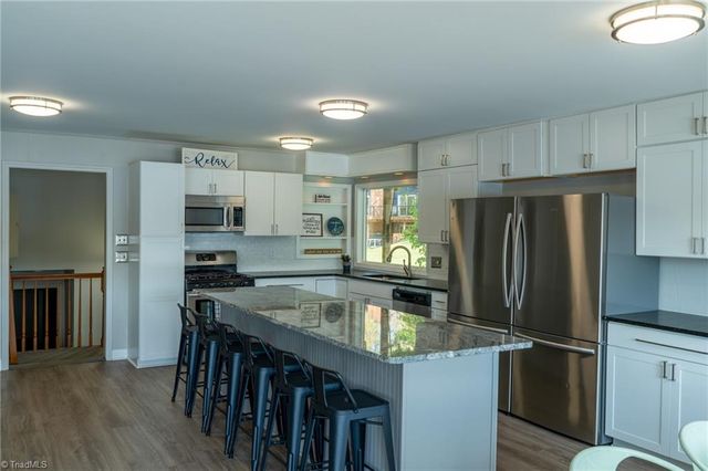 218 Friar Tuck Terrace, Lexington, NC 27292
