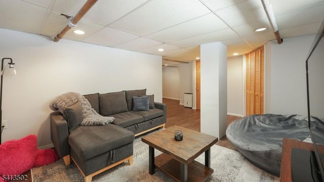 25 Paterson Rd, Fanwood Boro, NJ 07023