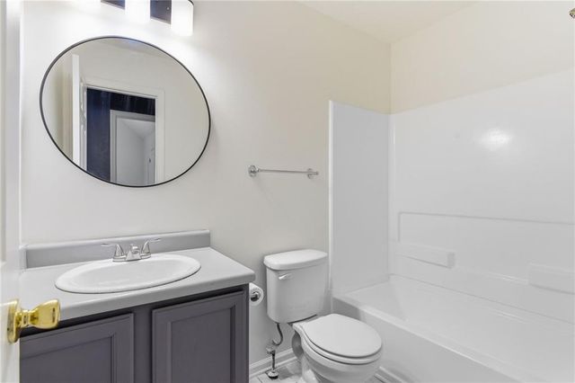 281 Fox Run, Loganville, GA 30052