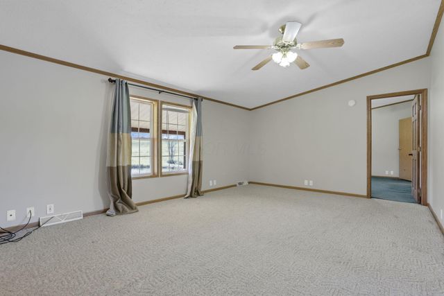 38482 Scout Road, Logan, OH 43138