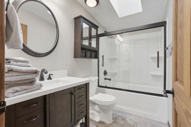 38482 Scout Road, Logan, OH 43138