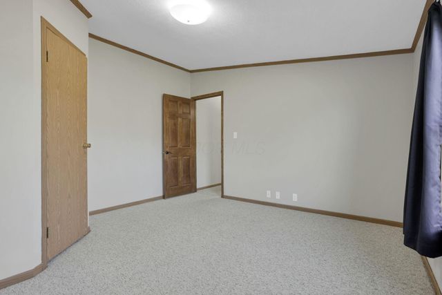 38482 Scout Road, Logan, OH 43138