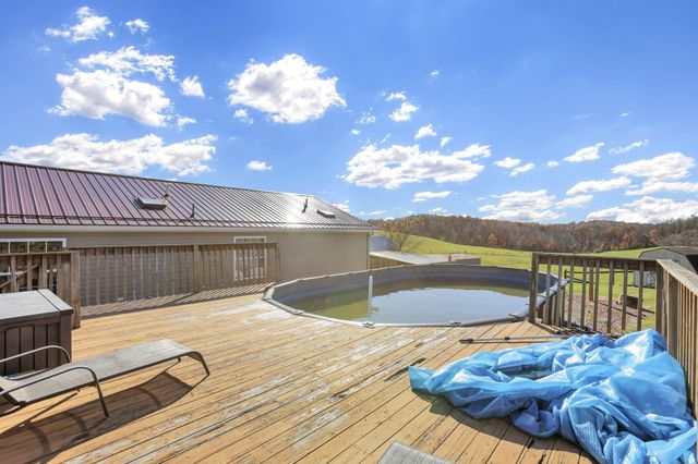 38482 Scout Road, Logan, OH 43138