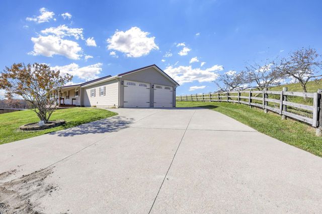 38482 Scout Road, Logan, OH 43138