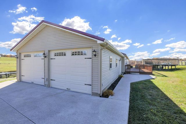 38482 Scout Road, Logan, OH 43138