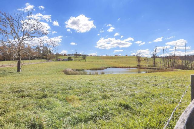 38482 Scout Road, Logan, OH 43138