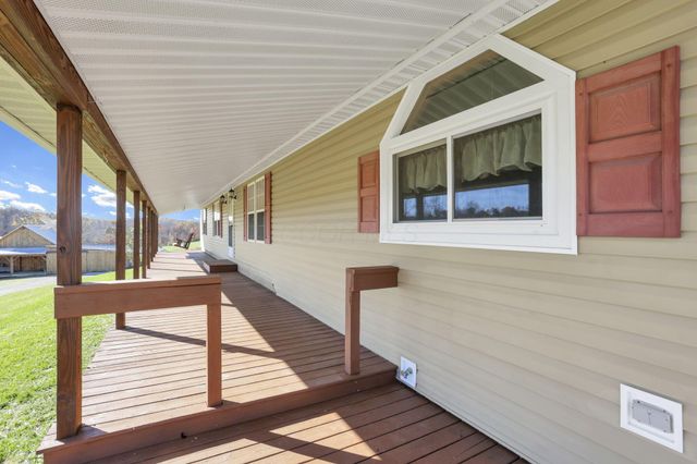 38482 Scout Road, Logan, OH 43138