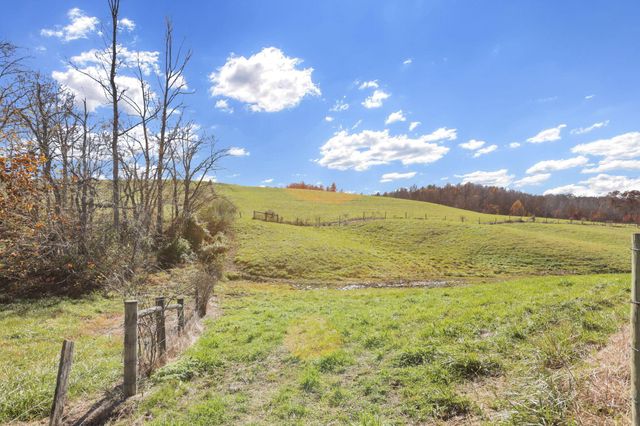 38482 Scout Road, Logan, OH 43138