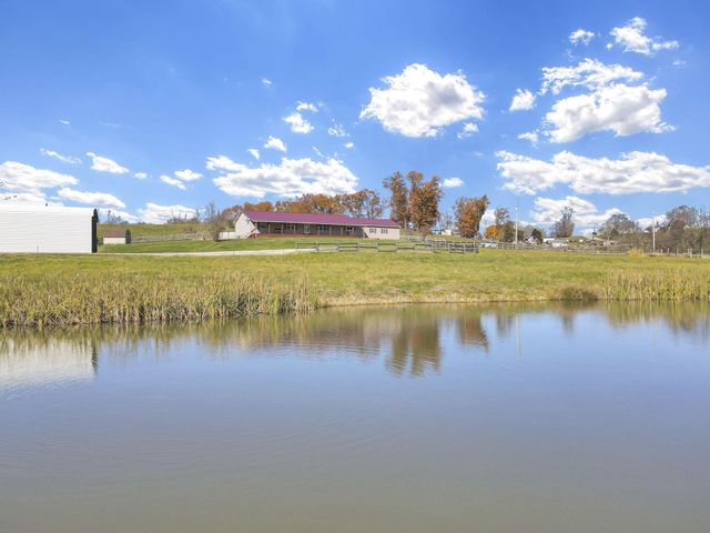 38482 Scout Road, Logan, OH 43138