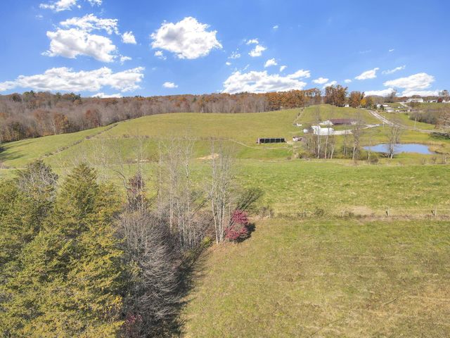 38482 Scout Road, Logan, OH 43138