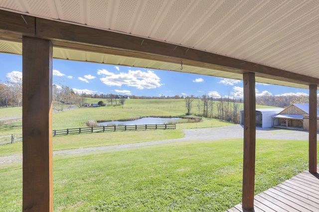 38482 Scout Road, Logan, OH 43138