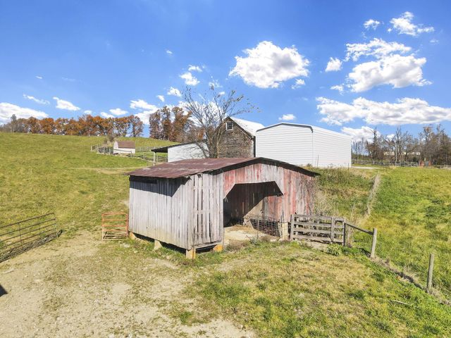 38482 Scout Road, Logan, OH 43138