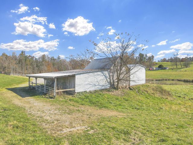 38482 Scout Road, Logan, OH 43138