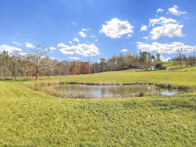 38482 Scout Road, Logan, OH 43138