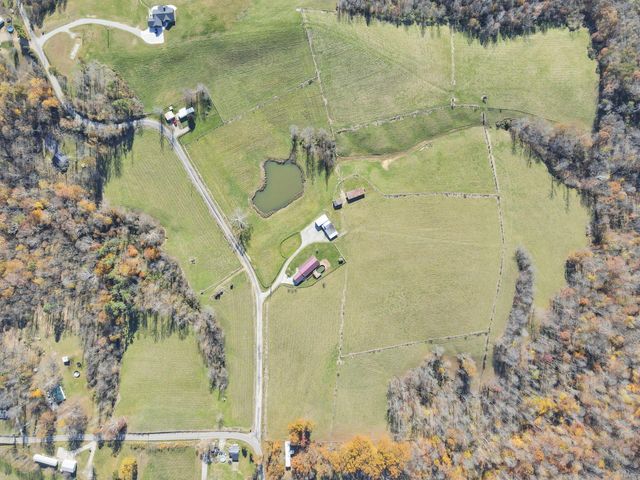 38482 Scout Road, Logan, OH 43138