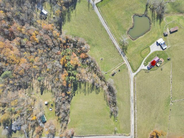 38482 Scout Road, Logan, OH 43138