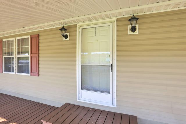 38482 Scout Road, Logan, OH 43138