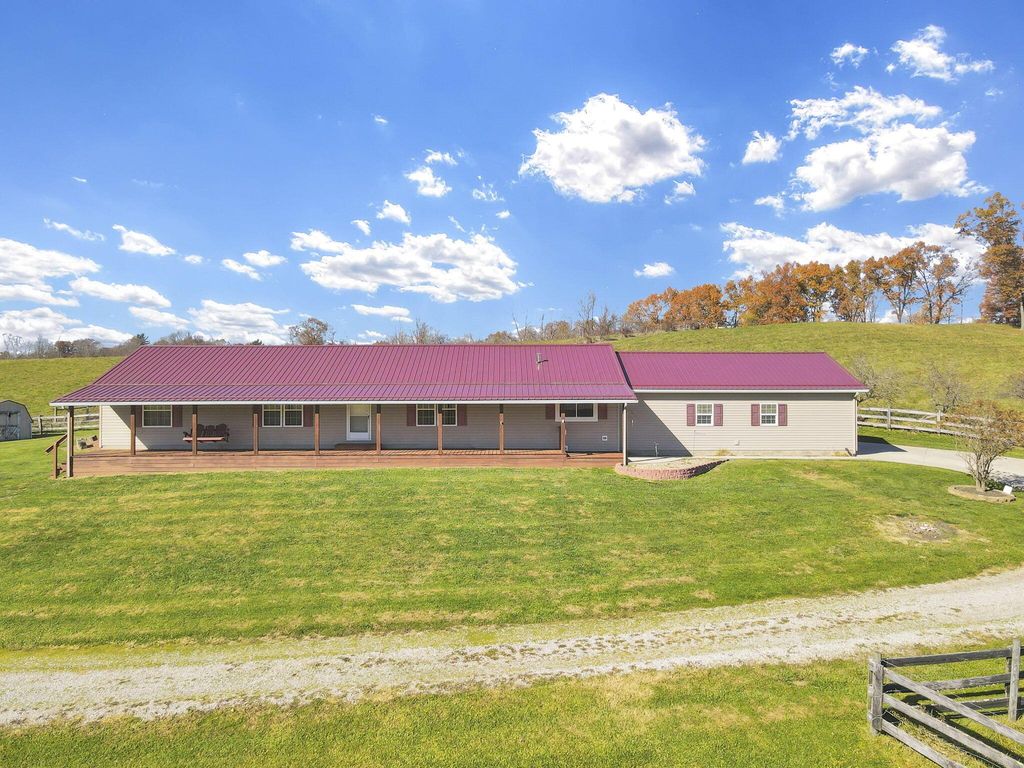 38482 Scout Road, Logan, OH 43138