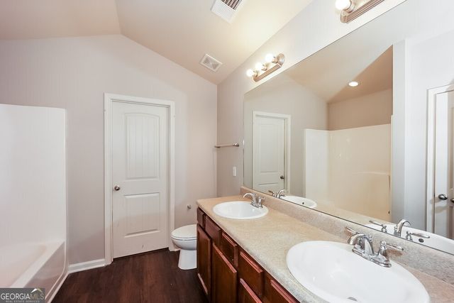 252 Bandelier Circle, Hampton, GA 30228